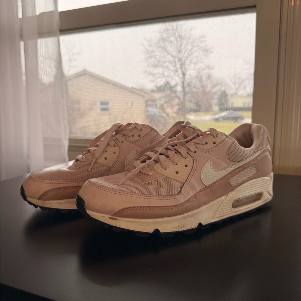 Nike Women’s Air Max 90 Blush Pink Sneakers